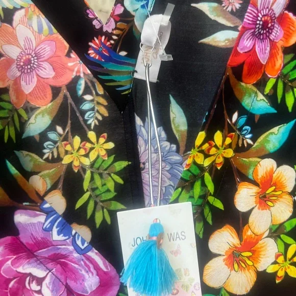 NWT JOHNNY WAS sognatore nero high low kaftan cover up in nero multi floral s/m - Picture 2 of 10